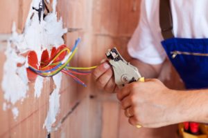 6 Ways to Minimize Disruption During a Home Rewiring Job